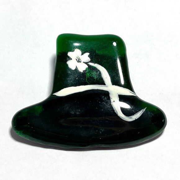 Handmade Green Glass Leprechaun Hat Lapel Pin Brooch St Patricks Day - Picture 1 of 3